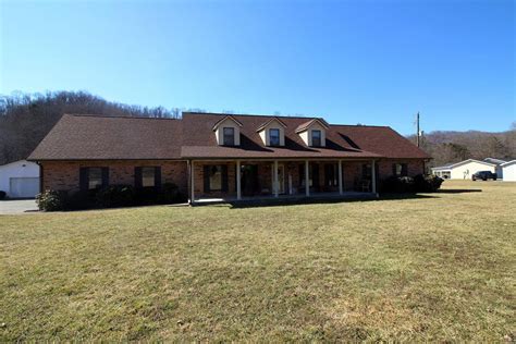 houses for sale in glen daniel wv